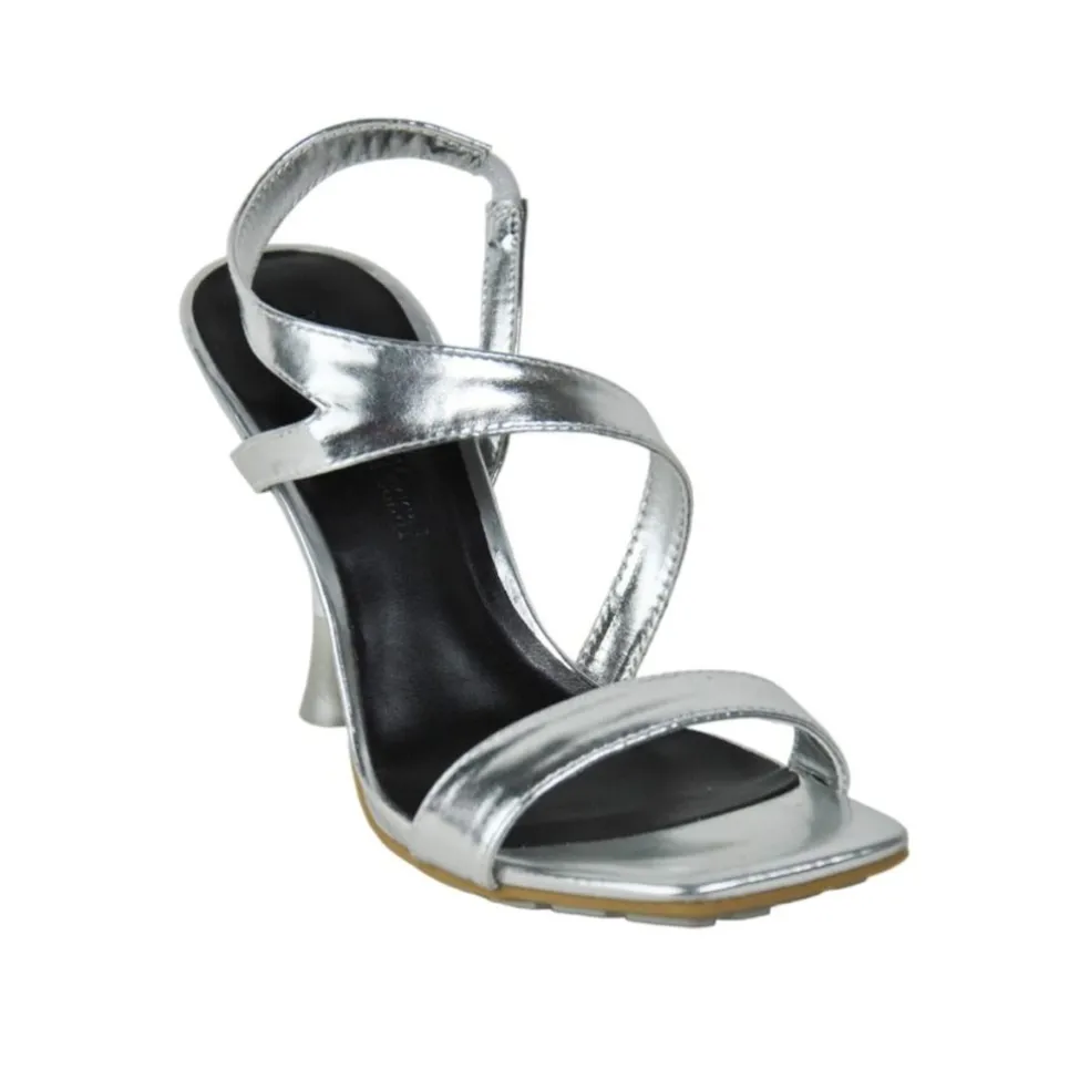 Sandali donna “Manufacture Dessai” V0573 Collezione Primavera/Estate 2025 Laminato – Platino/Argento