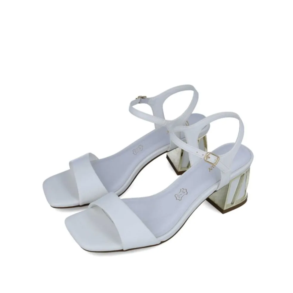Sandali donna “Menbur” 23738 Collezione Primavera/Estate 2025 – Bianco