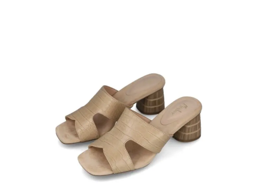 Scalzati donna “Menbur” 23784 Collezione Primavera /Estate 2025 – Tan/Sabbia