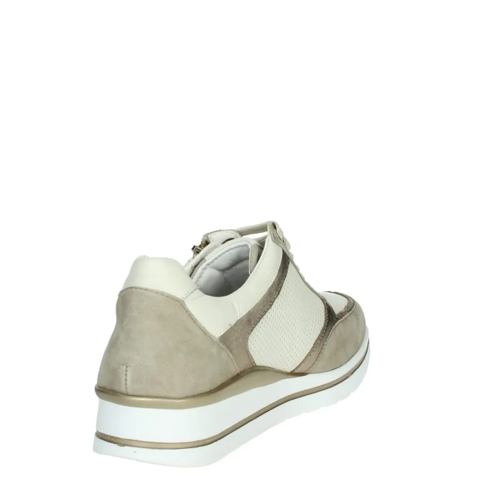 Sneakers donna “Cinzia Soft” IV2021359 Collezione Primavera/Estate 2025 – Beige e Oro