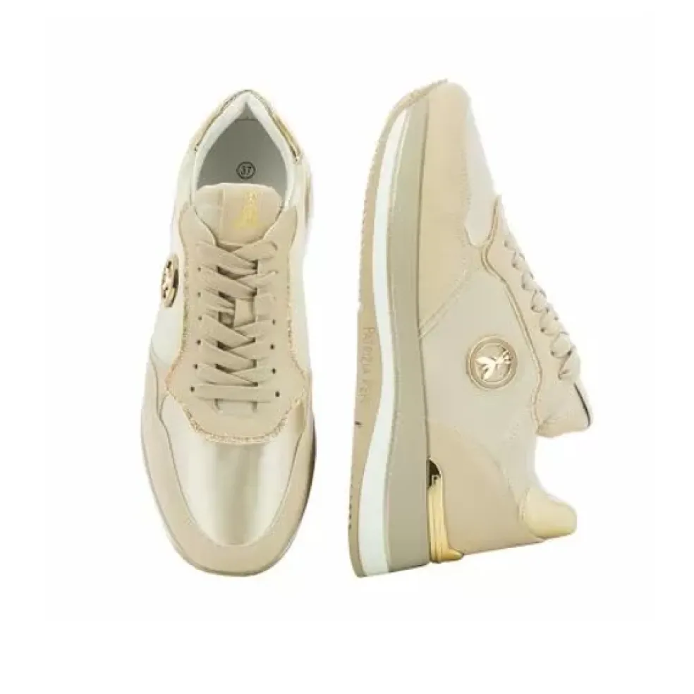 Sneakers donna “Patrizia Pepe” PPJ268 Collezione Primavera /Estate 2025 – Bianco e argento/Platino e beige
