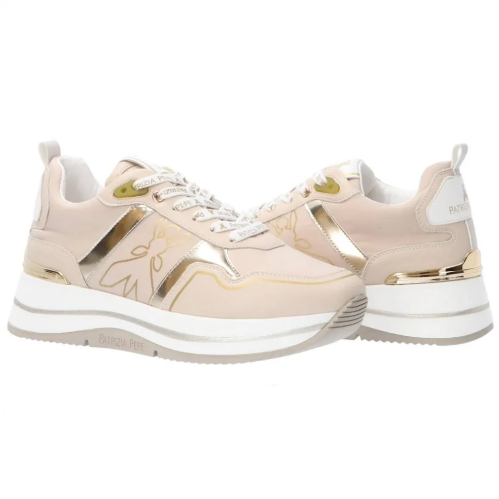 Sneakers donna “Patrizia Pepe” PPJ270 Collezione Primavera /Estate 2025 – Bianco e oro/beige e oro